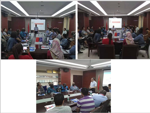 一帶一路14國(guó)國(guó)際友人參觀考察新特光電