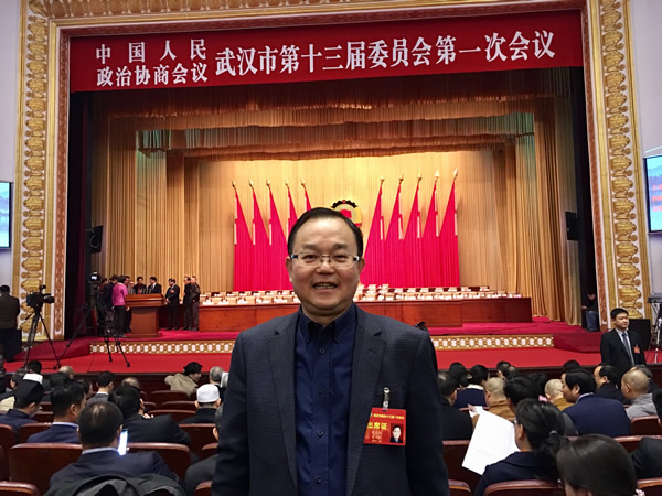 激光領(lǐng)軍人物陳義紅：勇抓機(jī)遇，創(chuàng)業(yè)光谷