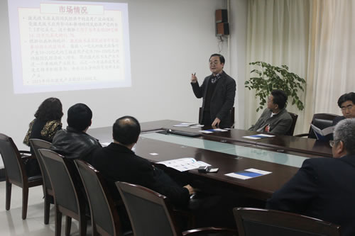 省政協(xié)王利主任一行蒞臨新特光電考察指導(dǎo)工作