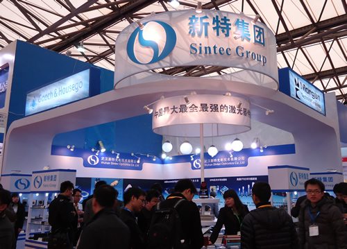 新特集團(tuán)盛裝亮相2012慕尼黑上海光博會(huì)