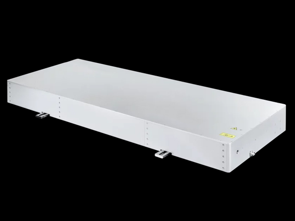 Fluence推出了新的30W飛秒激光器，并將其應(yīng)用于眼科領(lǐng)域