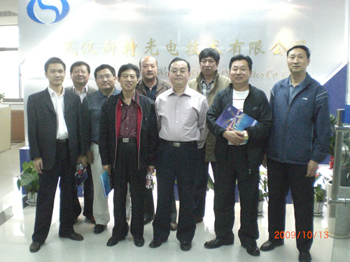 美國(guó)新生集團(tuán)等來(lái)我司訪問(wèn)