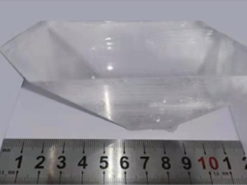 CLBO晶體生長(zhǎng)及性能研究