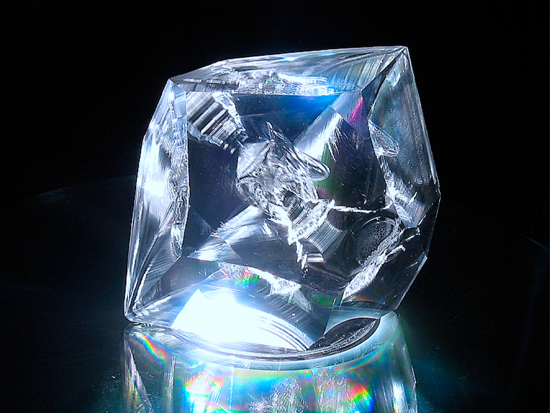 突破線寬調(diào)控瓶頸！LBO晶體如何塑造光參量振蕩器的未來？