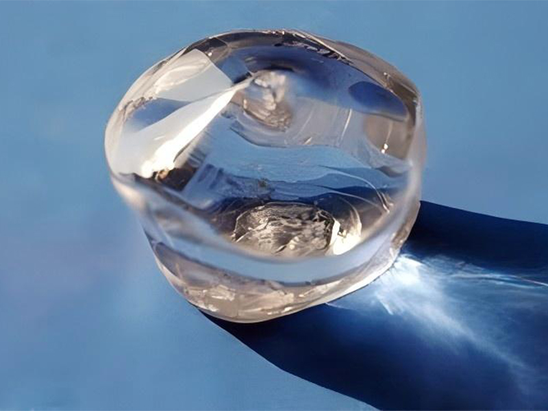 α-BBO和β-BBO：兩種晶體的光學(xué)特性差異及應(yīng)用場(chǎng)景解析